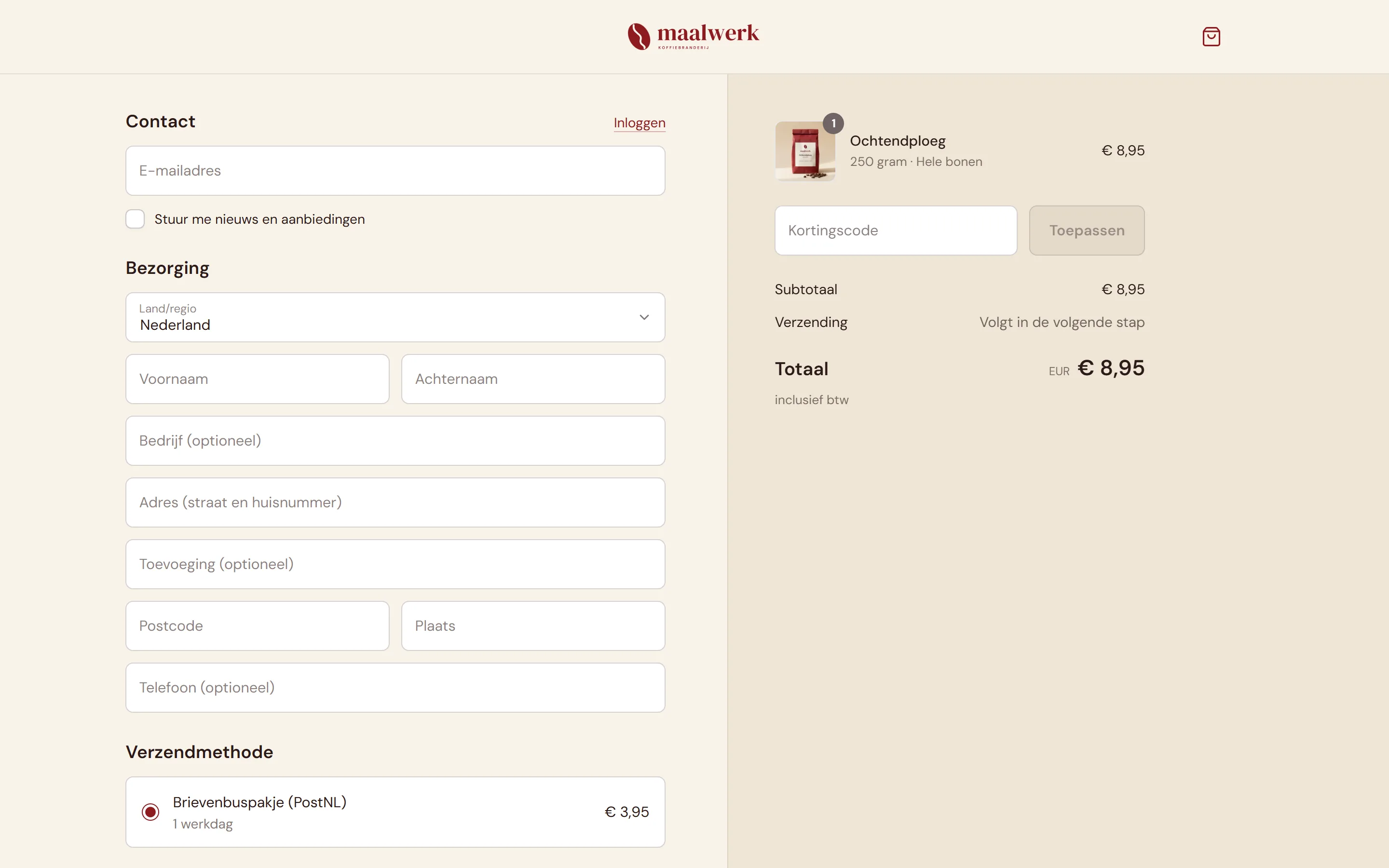 Maalwerk checkout page with contact details, delivery address and shipping method on the left and the order on the right